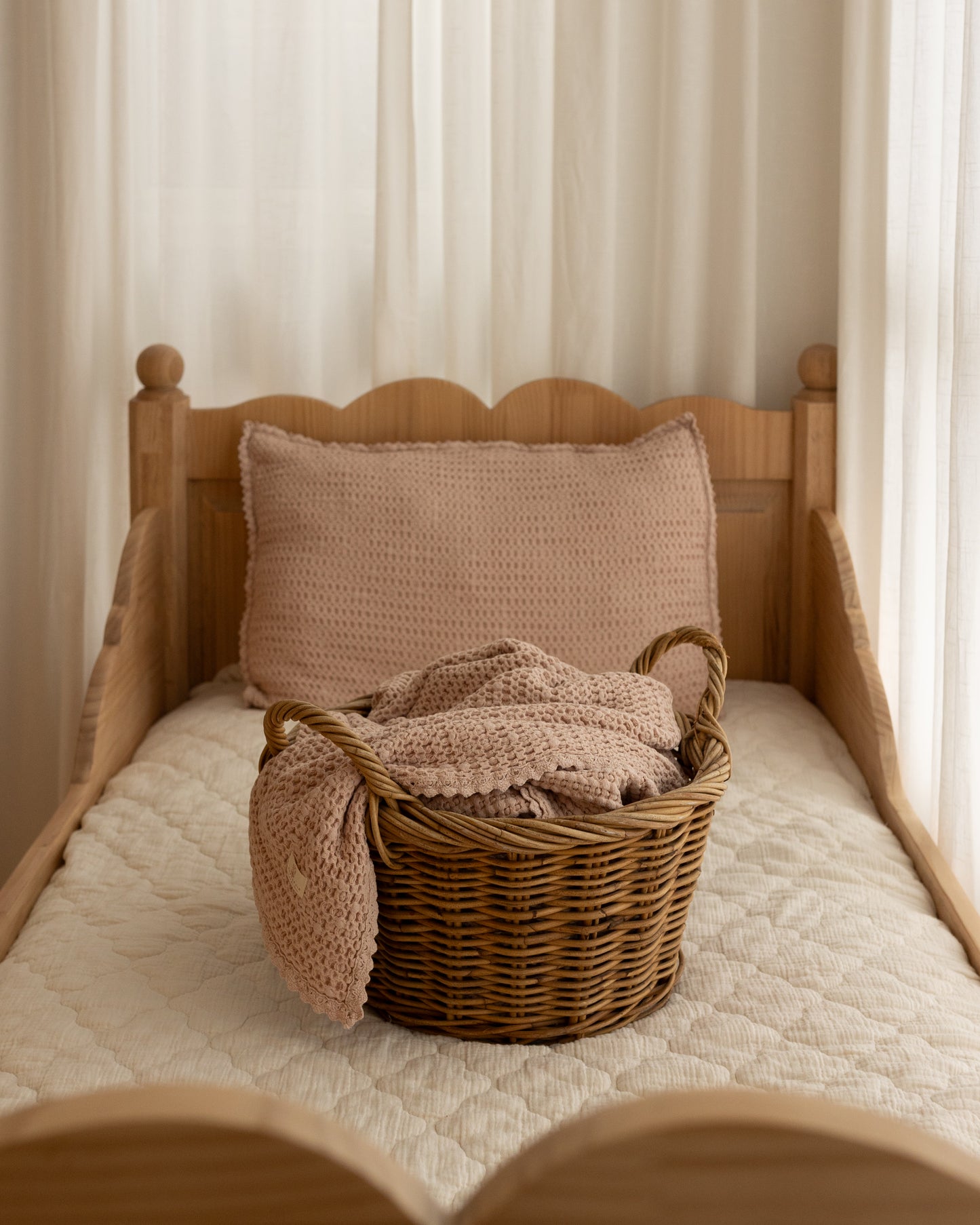 The Daphne - Vintage Style Sleigh Bed
