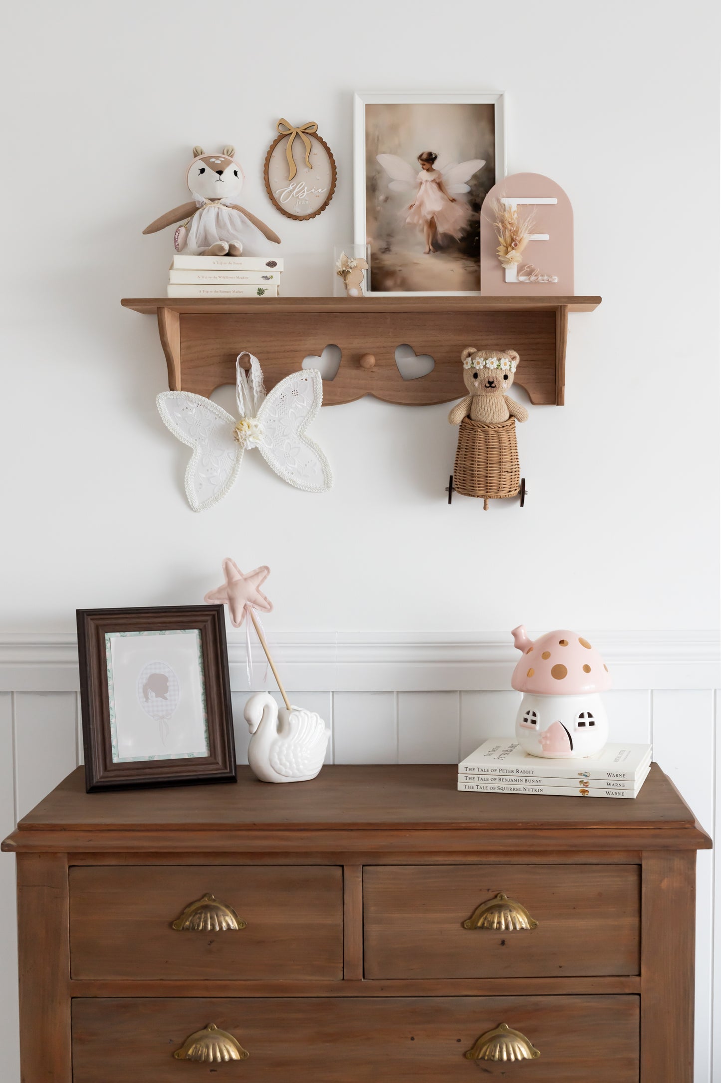 Love Heart Shelf (Flawed)