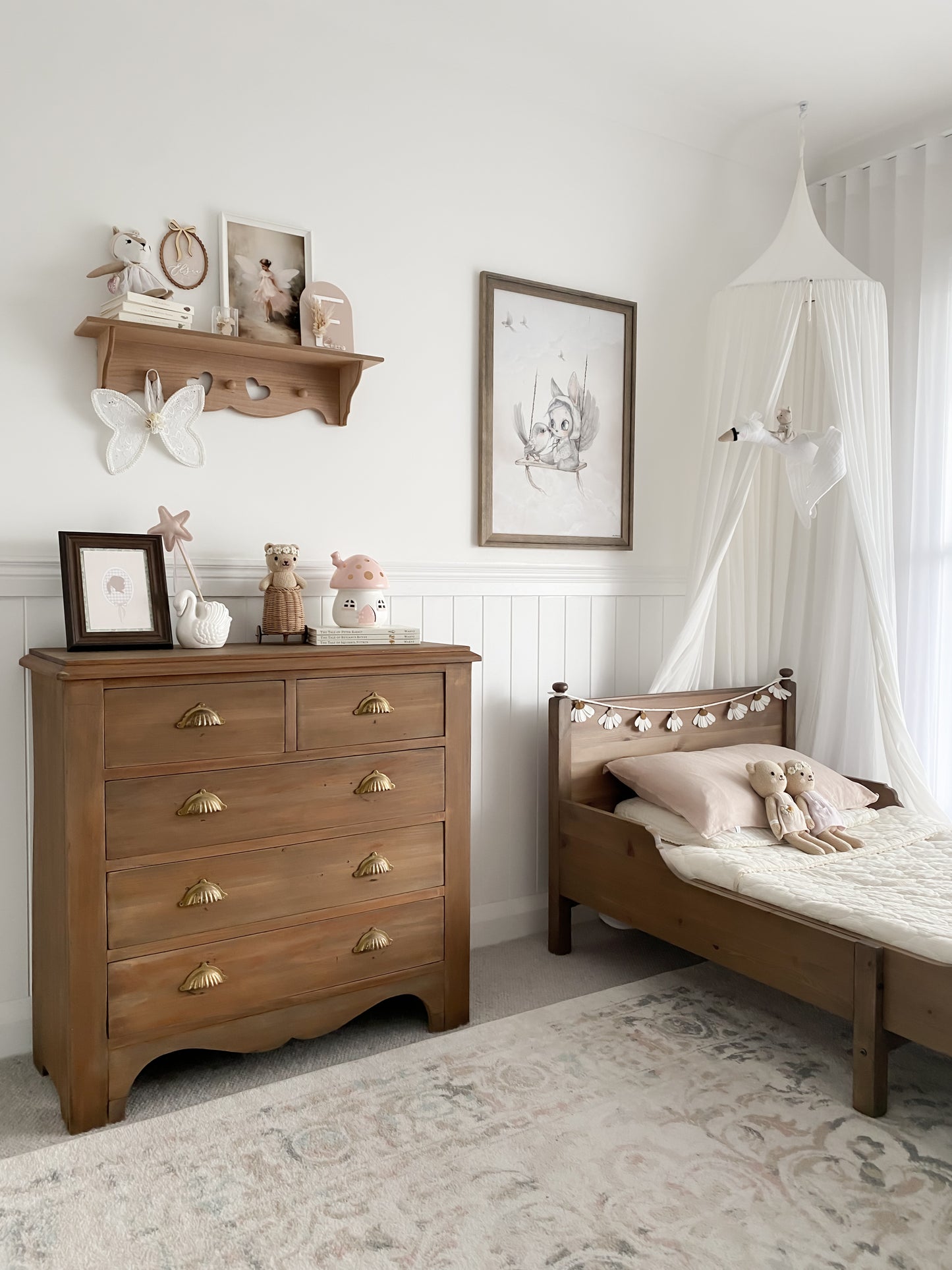 Love Heart Shelf (Flawed)
